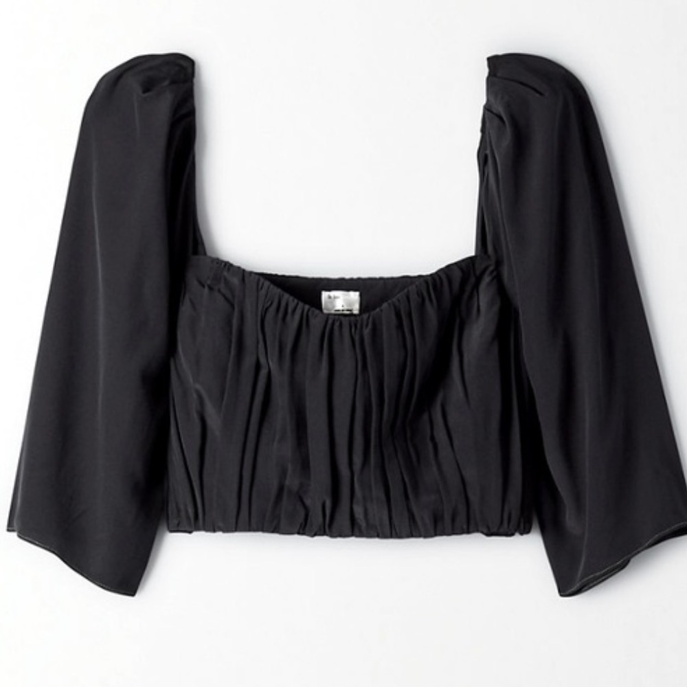 Aritzia Wilfred Le Fou • Samba Silk Crop • Size 4